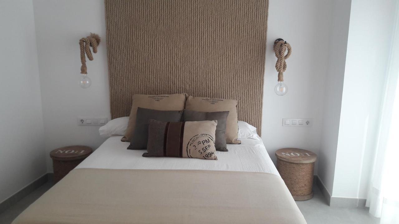 Hostal Cervantes Playa غاروشا المظهر الخارجي الصورة