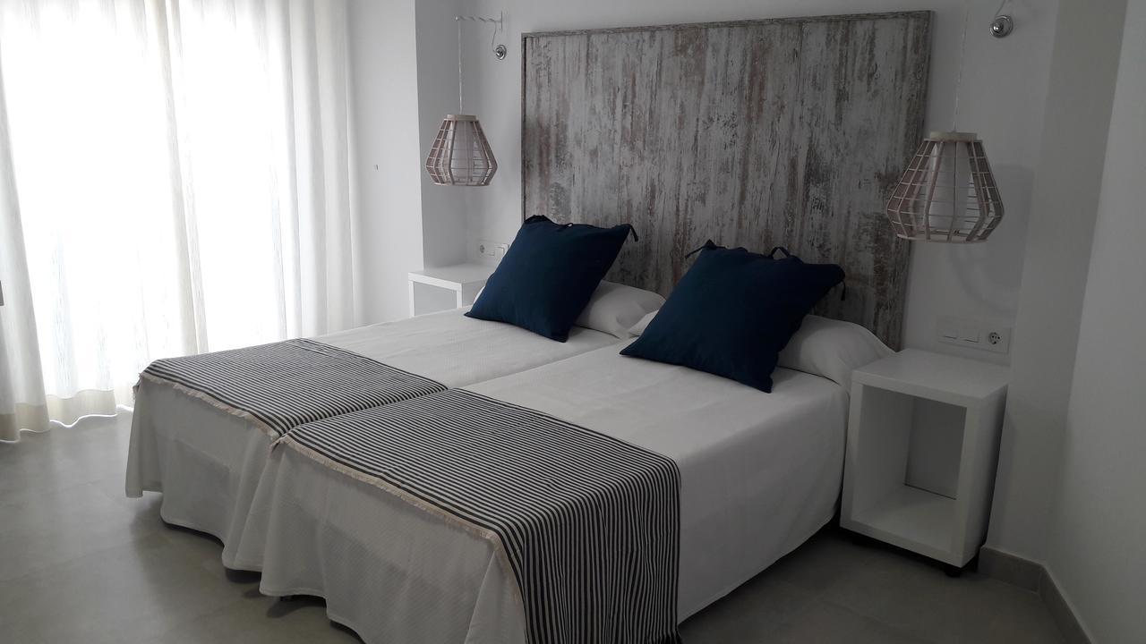 Hostal Cervantes Playa غاروشا المظهر الخارجي الصورة