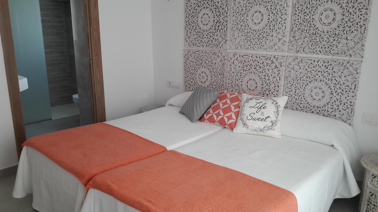 Hostal Cervantes Playa غاروشا المظهر الخارجي الصورة